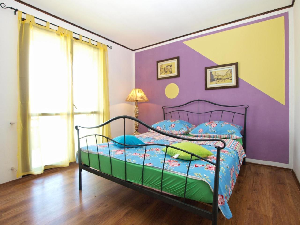 Suzana 1608 * Pula